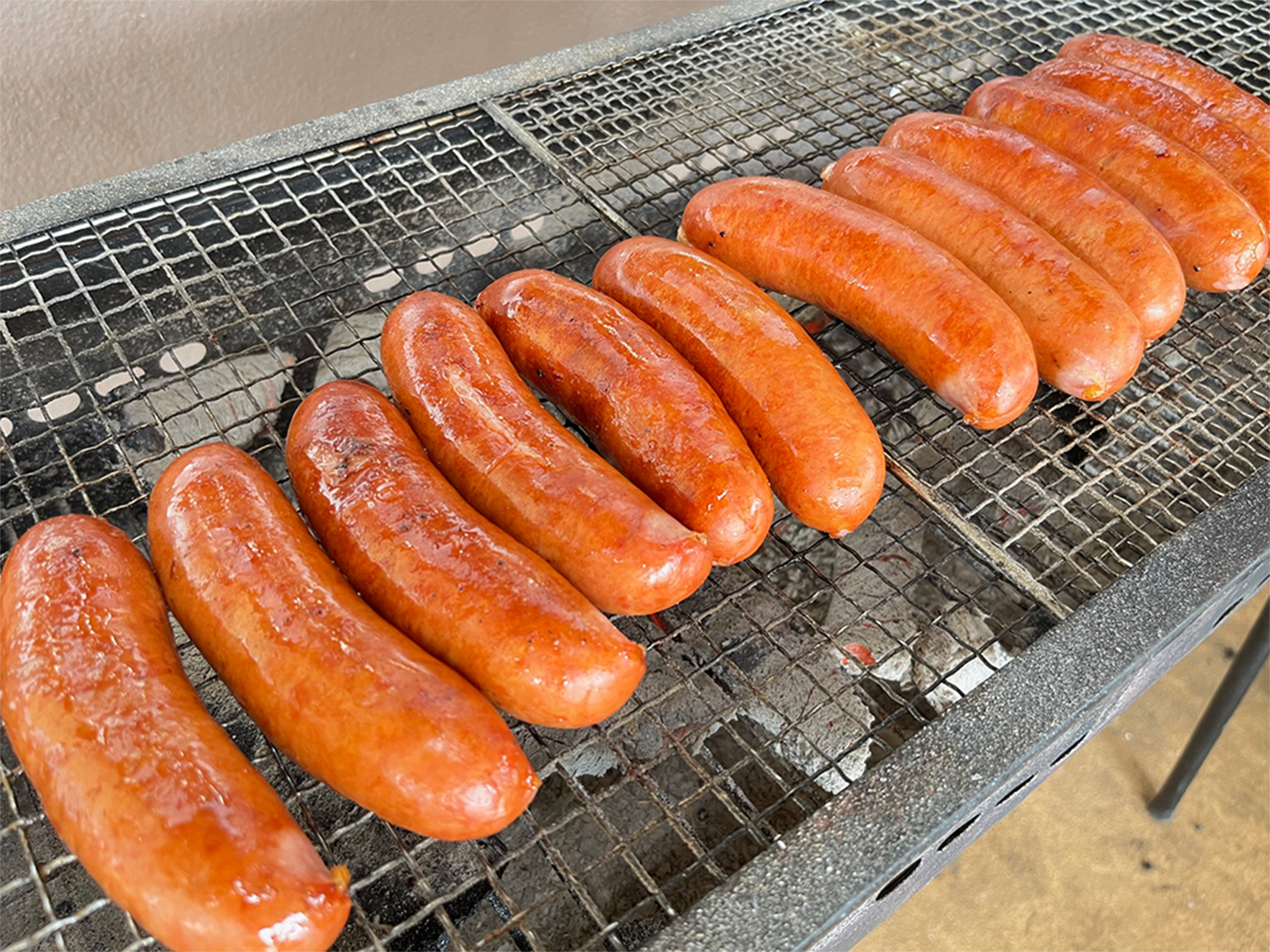 かき氷、房総ポークを使った串焼き
